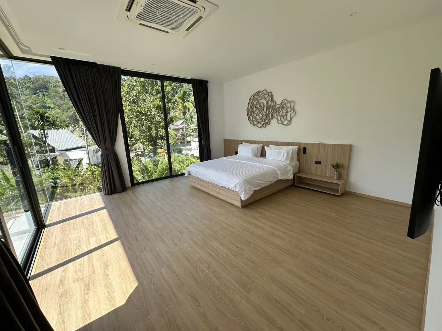Aileen Villas Phase 2 The Tropico — photo 12