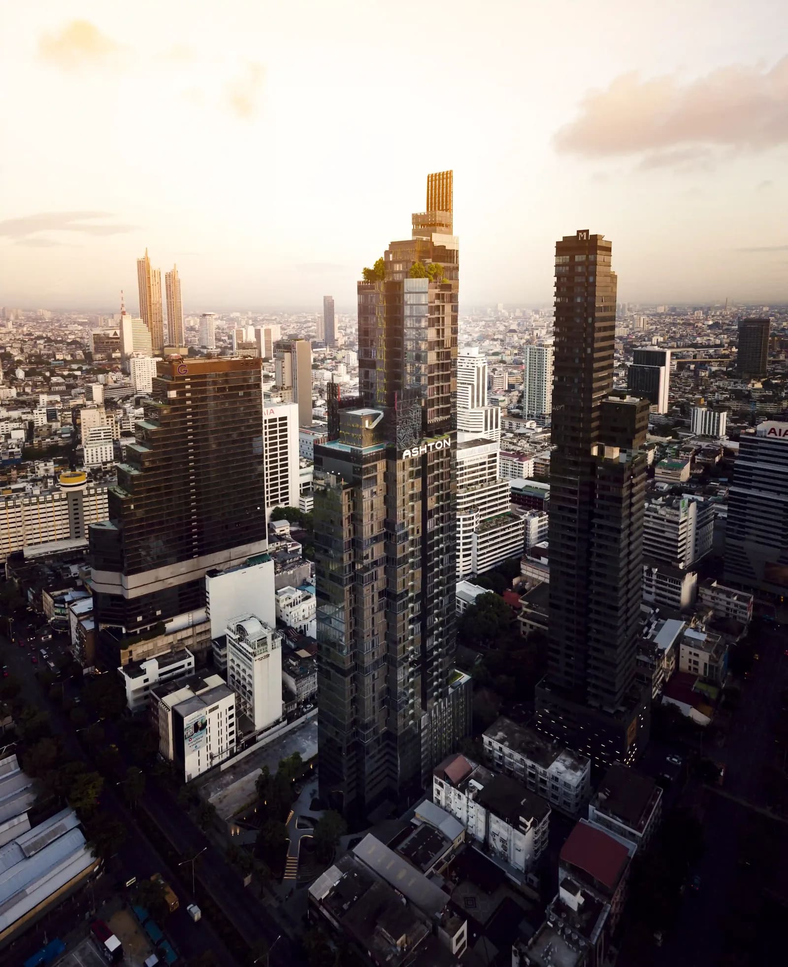Ashton Silom — photo 1